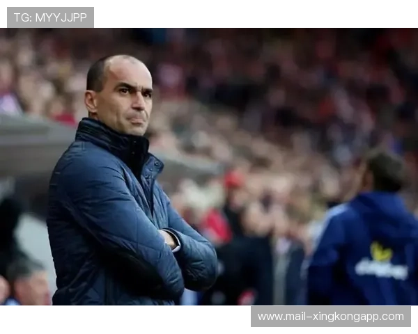 马丁内斯与教练组意见综述的背景分析 马丁内斯与教练组意见综述的背景分析