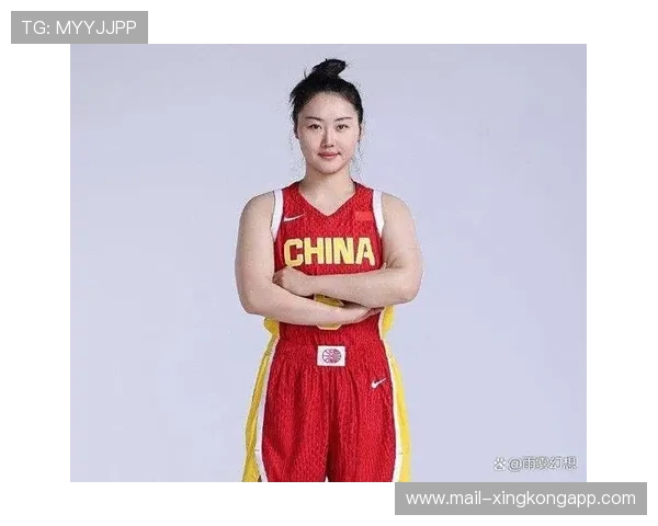女篮姑娘用汗水证明一切——奋斗中的坚韧与荣耀