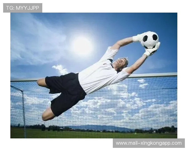 国家队是否推动技战术内容下沉至基层教练，国家队战术后仰