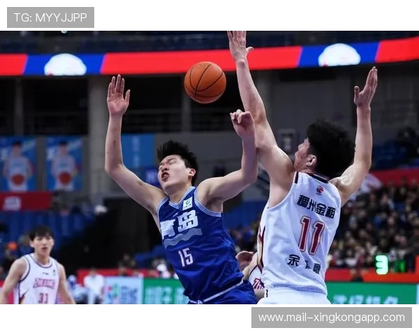 青岛队不停追击，季后赛希望逐光！，青岛队首发