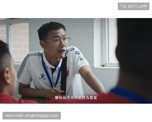 体育纪录片的跟拍：运动员忘记摄像机的存在，摄像师跑过运动员